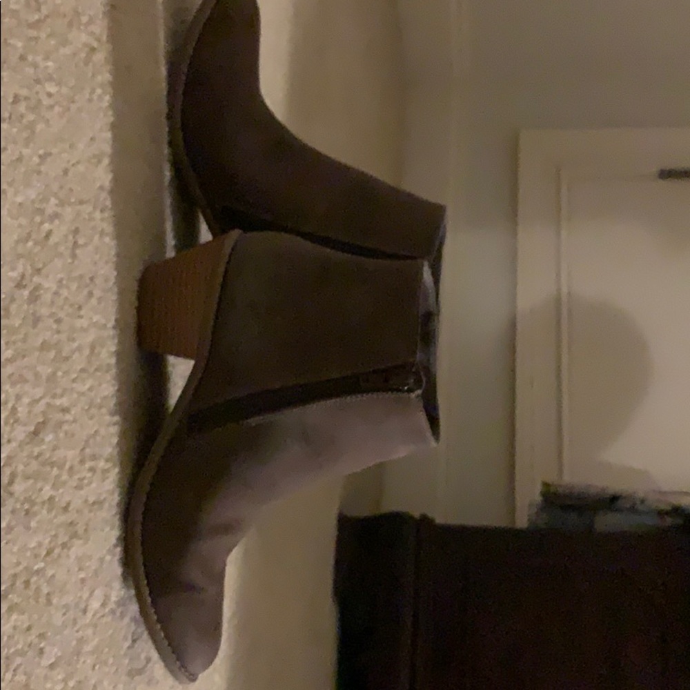 Brown Booties. - image 2